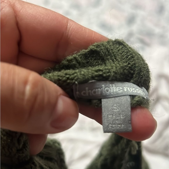 Sweater - Picture 2 of 3